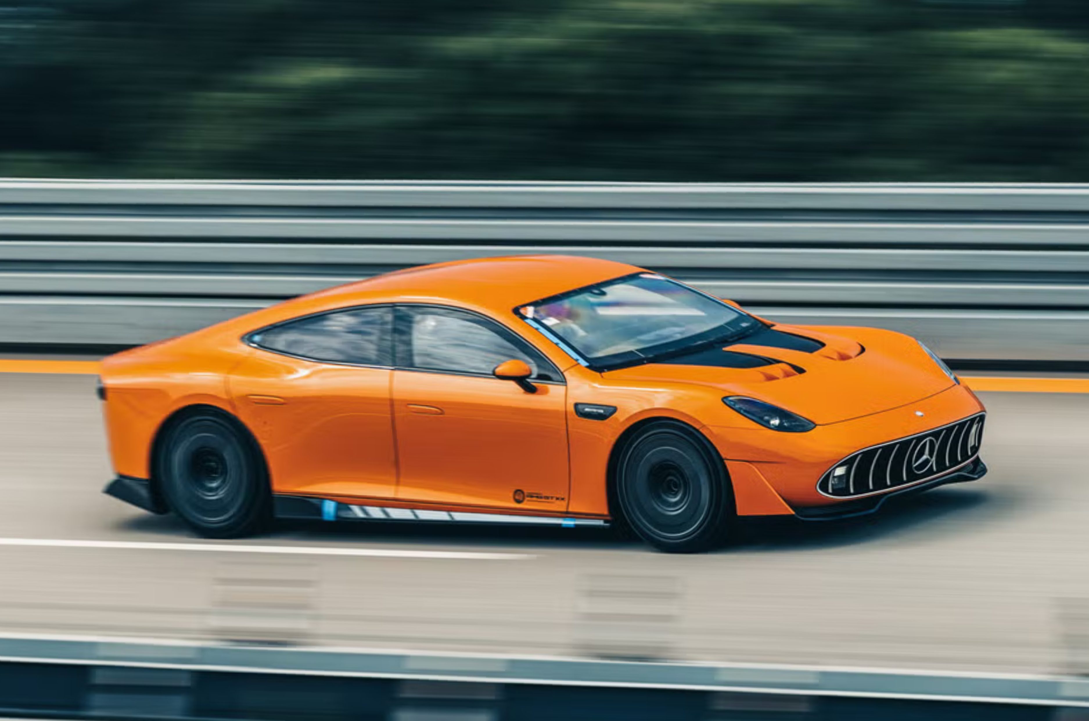 Mercedes AMG GT XX covers longest distance in 24 hours for an EV
